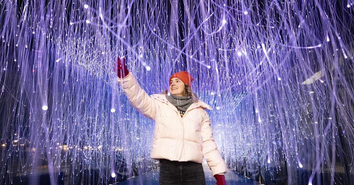 In Pictures: Winter Lights festival returns to London for first time since 2020 - Vimarsana News